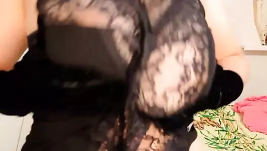 Seksi eldivenlerle büyük göğüsleri sıkmak - depravedminx