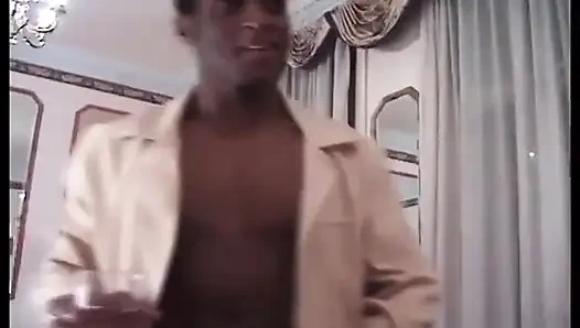 Büyük Omar'ın İngiliz maceraları: İngiliz lotty totty (2001)