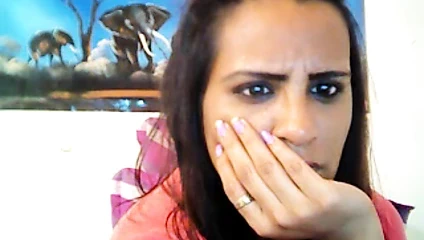 Desi dik aunty sigara içme n gösterilen her şey