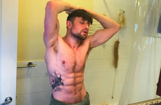 Genç düz adım kardeşler aile seks içinde banyo