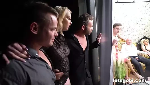 Biseksüel çift ve çökük parti bölüm 1 letsgobi