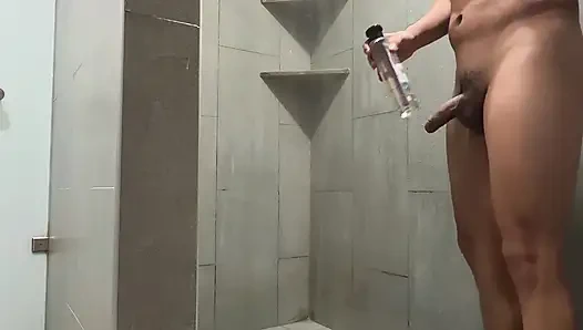 Spor salonundaki duşlar beni çok azdırıyor