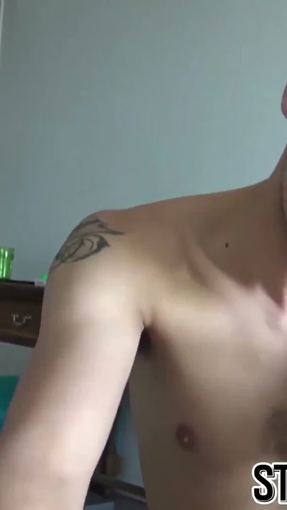 gay için ödeme latino dövülerek eyersiz sonra pov oral seks | Klip 1