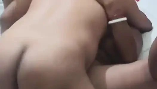 Desi Köyü Bhabi Apne Erkek Arkadaş Ke Sath Hotel Me