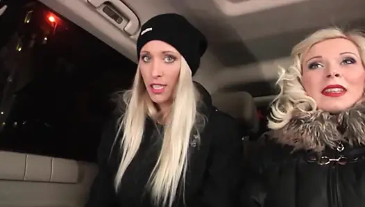 Sarışın Otobüste Sert Sikiliyor