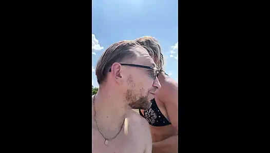 Seksi fitness modeli orta yaşlı seksi üvey annem partiden sonra büyük sikiş