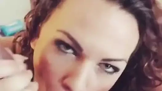 emme büyük siyah musluklar