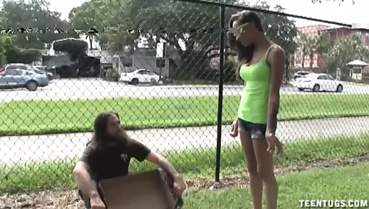 Sasha foxxx mükemmel handjob için? adam