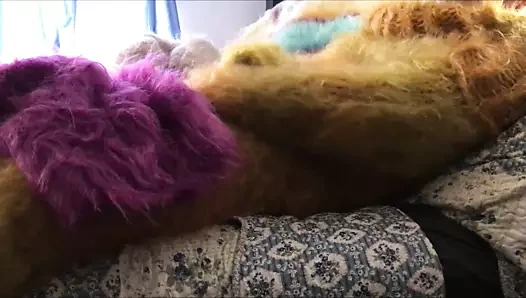 Tiftik catsuit oyun