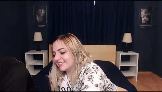 Sıcak tombul sarışın sürmek ona dik partner horoz