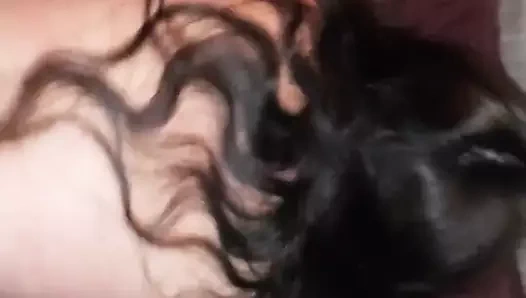 Genç kızı domaltarak sikiyor ve anal muayene