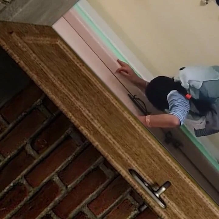 Первый раз XXX видео тугой киски девушки дези деревни, секс на улице с горячим красивым трансом дези