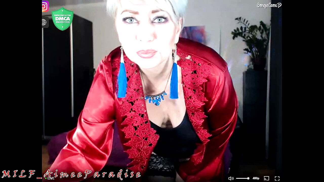 Milf aimeeparadise ve seksi dansları finalde güzel bir bonusla ))