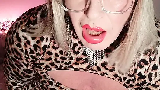 Travesti çoraplar ve topuklu ayakkabılar