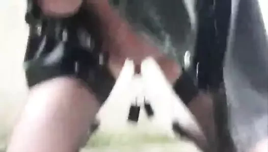 Amcık fışkırtıyor