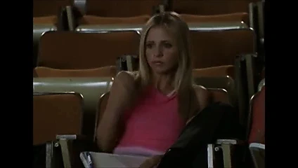 Sarah michelle gellar handjob işareti