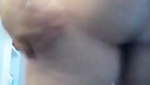 yayılıyor onu kıçını