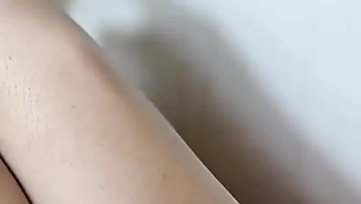 Penisimi amına sokmadan önce Suudi karımın amıyla oynadım
