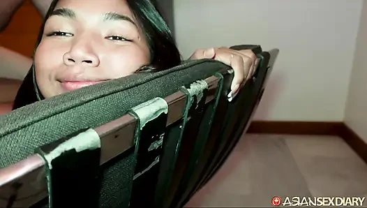 AsianSexdiary Худенькая филиппинка наслаждается душем из спермы