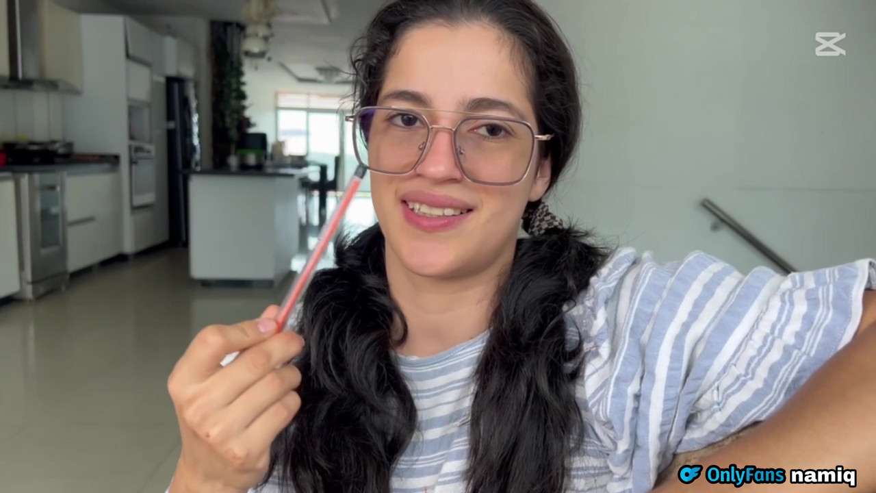 ! Student gives her virginity to her math teacher!