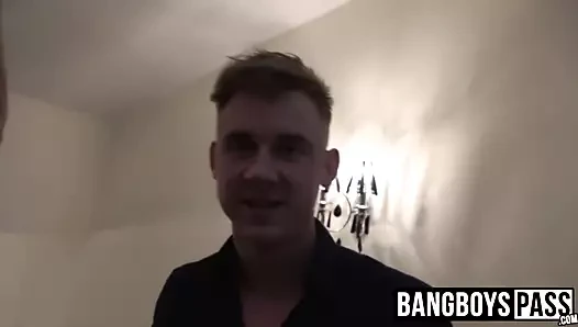 yaramaz sporcular şımartın içinde horoz emme ve anal oyun