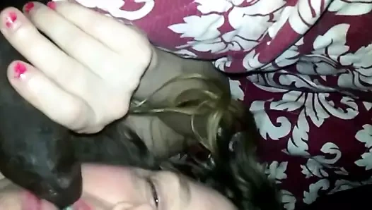 Sikini benim kıllı amıma koy ve beni cum yap