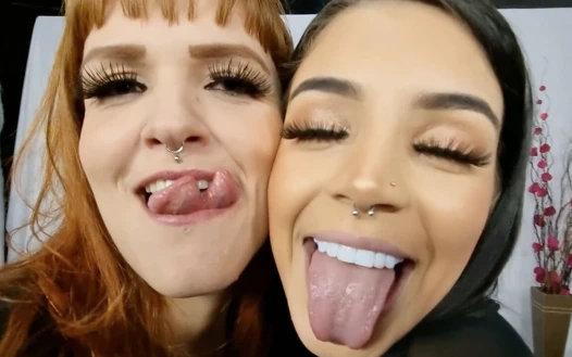 İlk kez derin dil emiyor