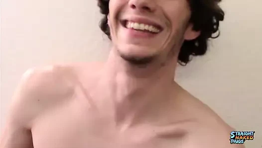 Straightnakedthugs: azgın dean inja mastürbasyon becerilerini tek başına esnetiyor