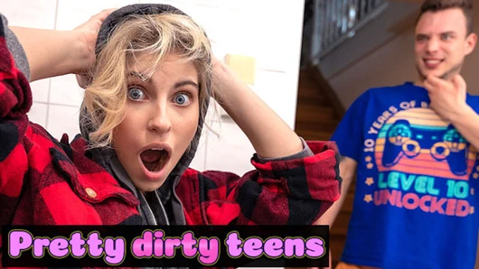 Deviante - ne sikim ahbap, sen kız mısın?! Üniversiteli genç kız en iyi arkadaşının amına ve doğal göğüslerine sahip olduğunu keşfediyor