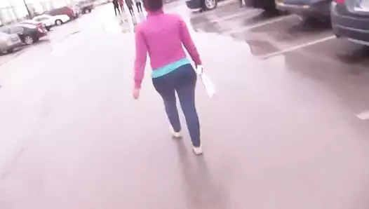 Big booty Latina in pocketless jeans