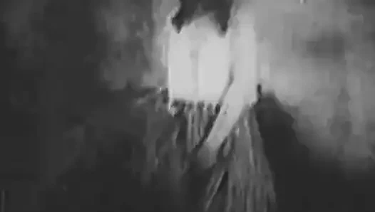 Müthiş bebeğim Mastürbasyon içinde the ahır (1930s vintage)