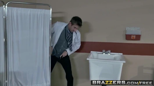 Brazzers - doktor maceraları - ariella ferrera danny d - ıslak