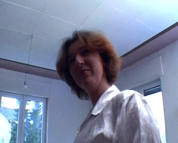 A super hot lady from  tickling her pussy with her dildo