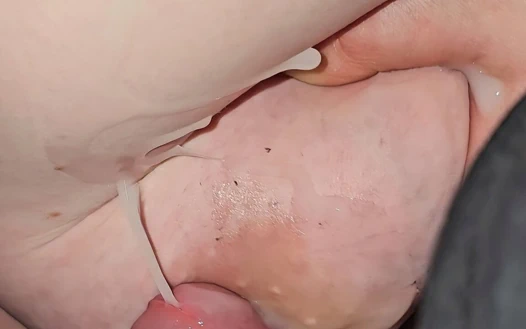 Doğal memeler üzerlerinde sıcak sperm akışı