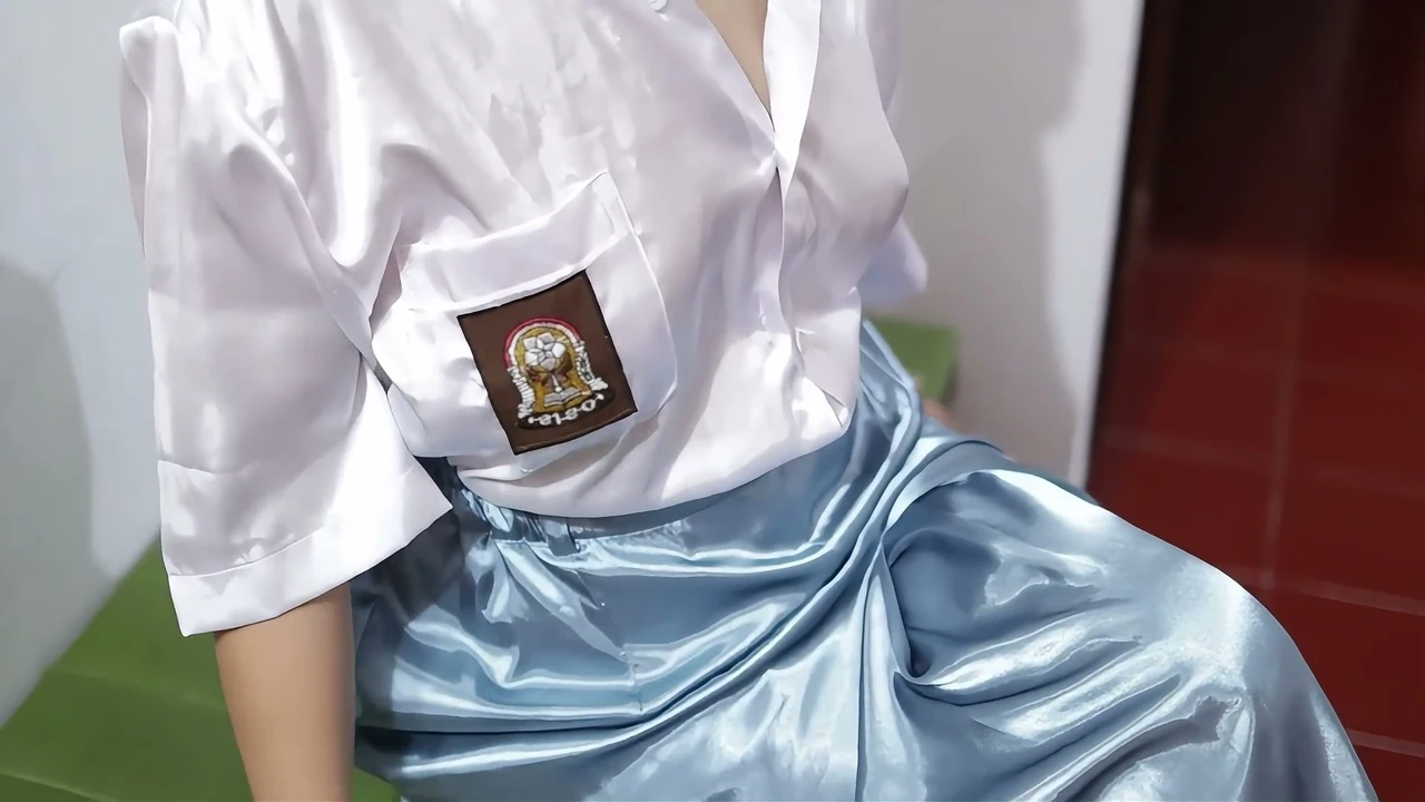 INDONESIAN GIRL SEXT WEARING LINGERIE AND SATIN SKIRT, DOGGYSTYLE UNTIL SATISFIED