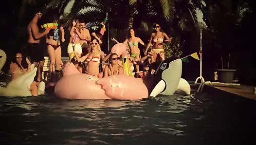 Mia julia m.i.a meine çetesi