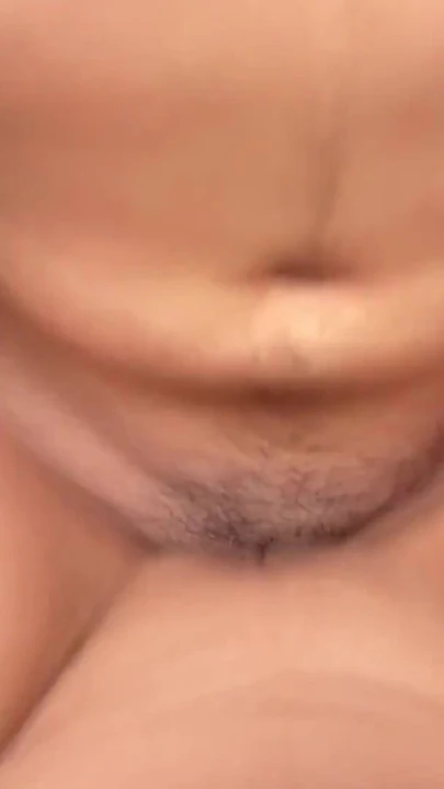 Gerçek aldatma; karı, kocası için sevgilisiyle video raporu çekiyor ve içine boşalması için yalvarıyor. | Klip 2