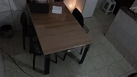 Sekreterin götü toplantı odasında sikiliyor.
