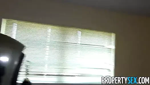 Propertysex - latin ajan biraz seks ile müşteriyi neşelendiriyor