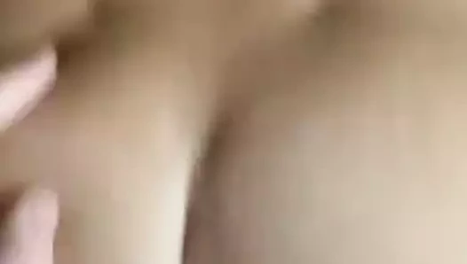 Kız arkadaş ile sıcak köpek