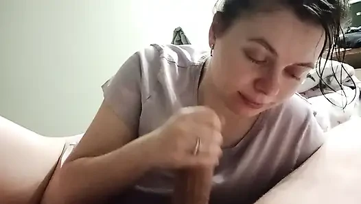 Ağzıma değil, amcığıma boşal. Amcığım da döl yutabilir