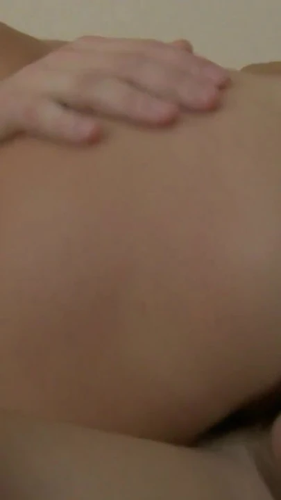 Duygusal an "Bebek porno videosu çektiği için çok heyecanlıydı, bu yüzden döl bile yuttu"