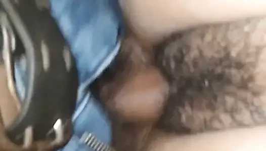 Çalışanım sikiliyor ve mastürbasyon yapıyor