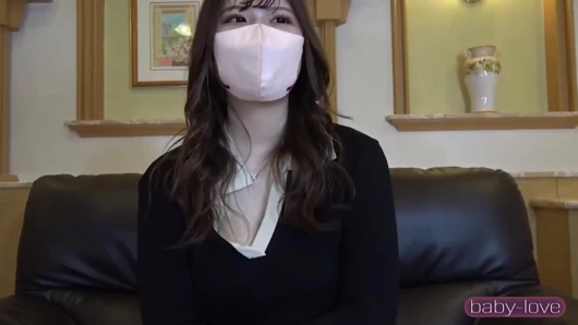 Büyük memeli g cup gyaru geliyor ve gece dölleme çılgınlığı içine dönerken vahşi kıvrımları kontrolü çalıyor