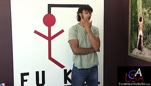 Azgın mata buharlı masaj için vücudunu teslim ediyor