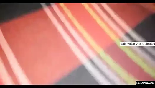 Bugün özel- sevimli bangla kız boob pressi...