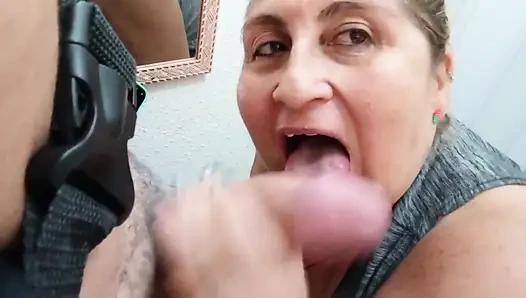 Kocaman Bir Penis Emmeyi Seviyorum