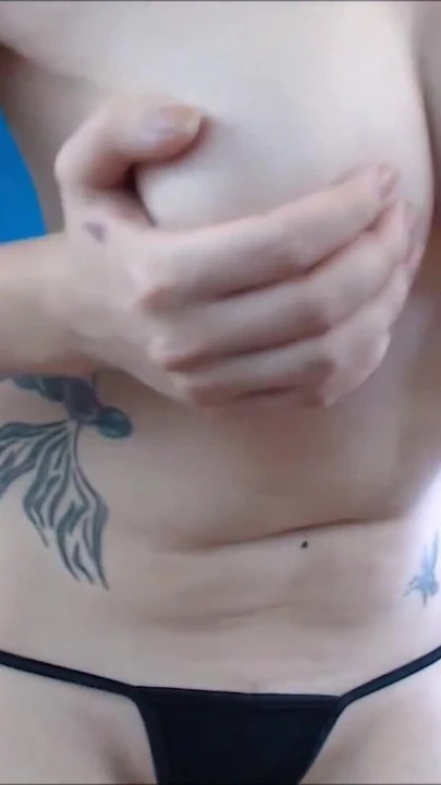 Обязательный для обмена момент из "Дрочи, этот розовой хуй - женское доминирование SPH в видео от первого лица - полное видео мисс Фейт Рэй"