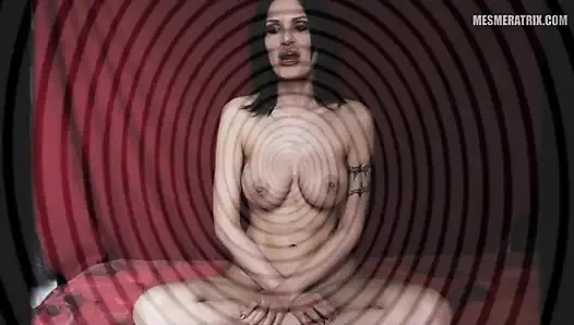 Kadın üstünlüğü tarafından büyülenmiş