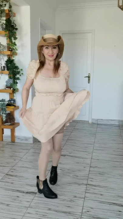 Nine MariaOld cougirl
